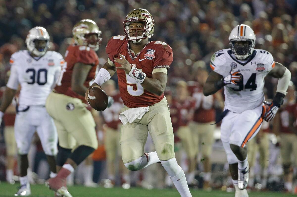 Power Ranking the Most Clutch Quarterbacks in College Football News