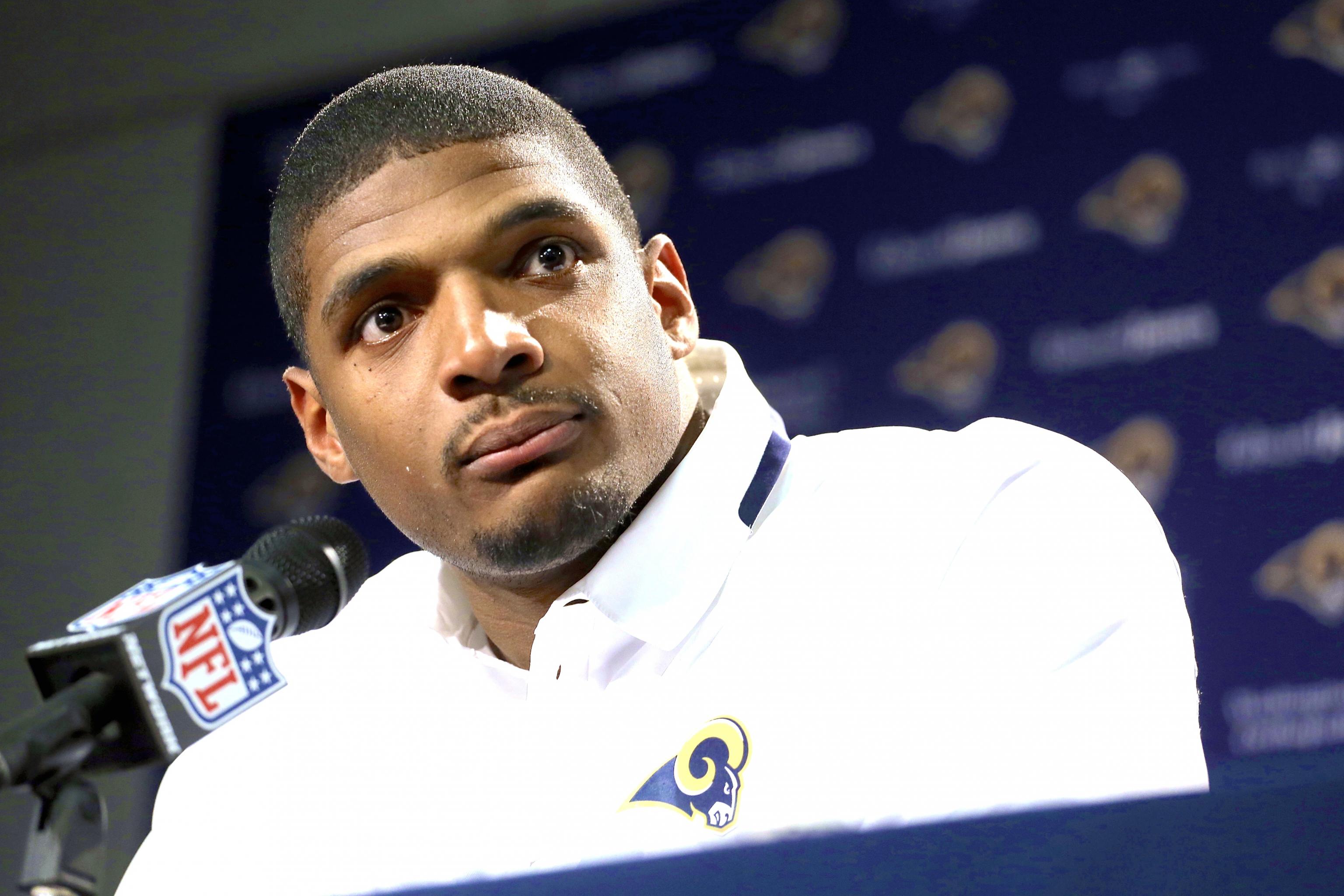 Michael Sam Recounts NFL Draft to Oprah Winfrey – The Hollywood Reporter