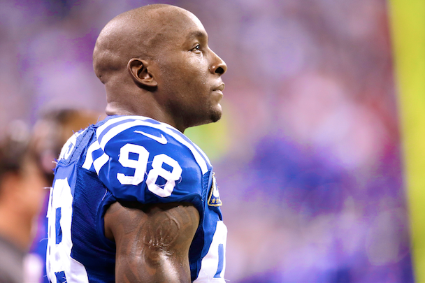 Former Colts great DE Robert Mathis to become 17th honoree into