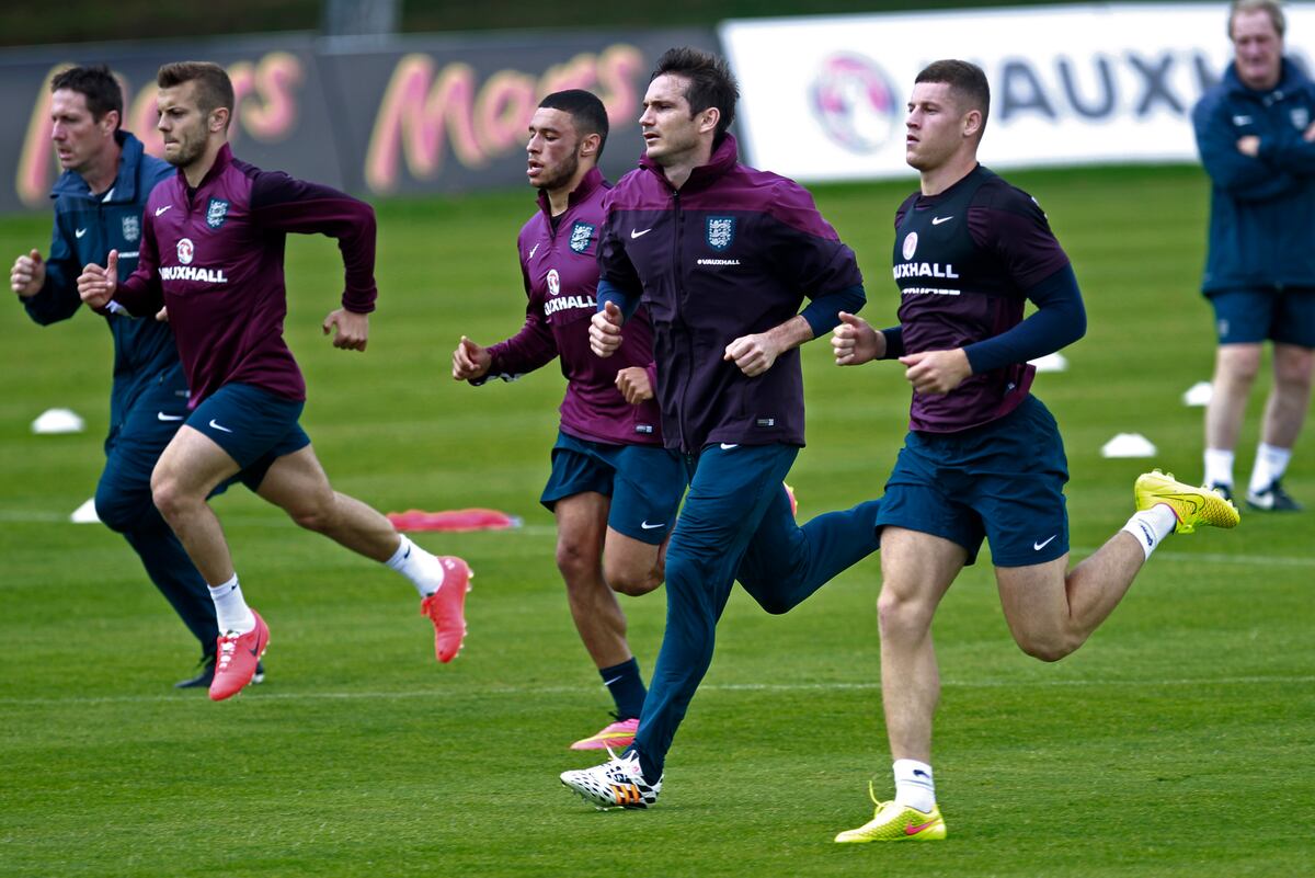 England Players Train in New World Cup Boots News, Scores, Highlights