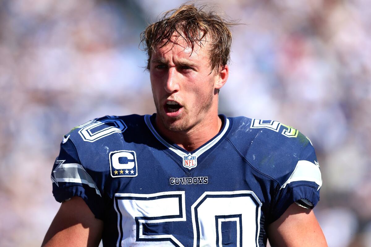 Sean Lee Injury Updates on Cowboys Star's Knee Surgery and Recovery