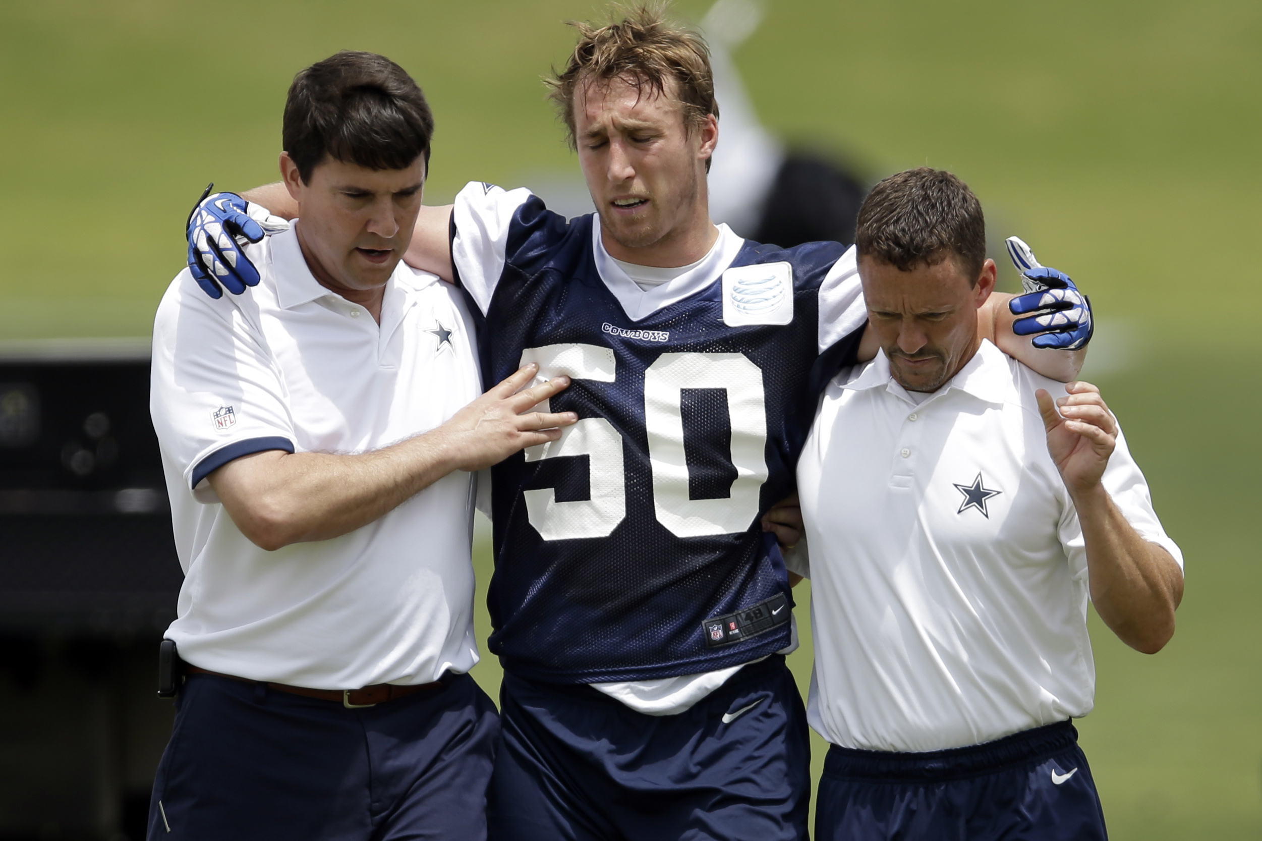 Cowboys news: Sean Lee hangs up his cleats, more draft news as the date  draws near - Blogging The Boys