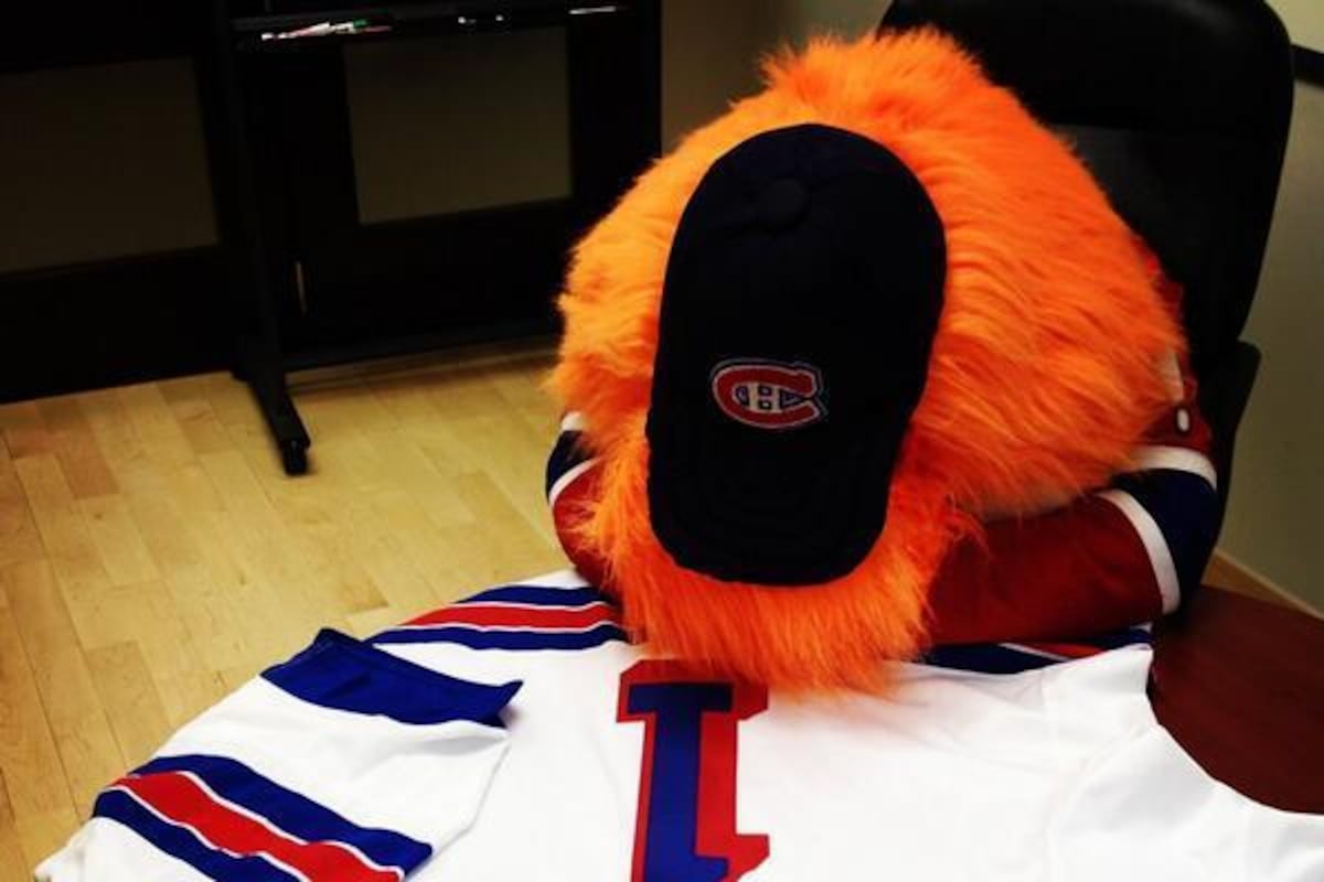 Montreal Canadiens Mascot Makes Good on Playoff Bet with Jimmy Fallon | Bleacher Report | Latest ...