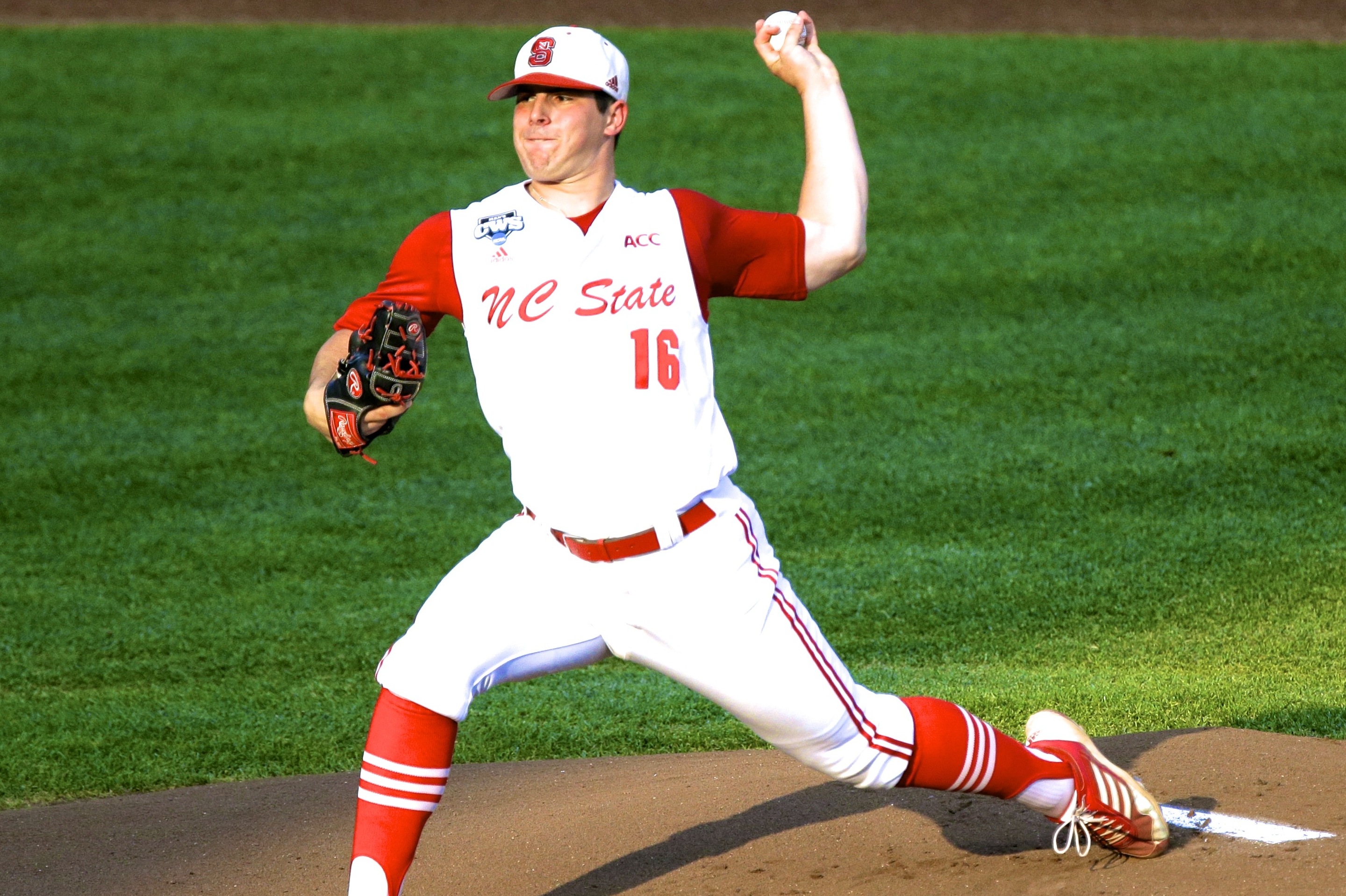 NC State's Carlos Rodon shuts out Tar Heels for 8 innings in 8-1