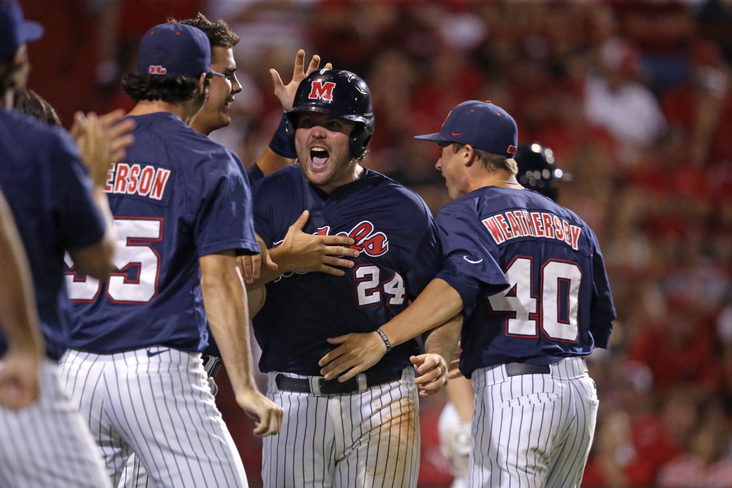 2014 College World Series Bracket And Schedule - Card Chronicle