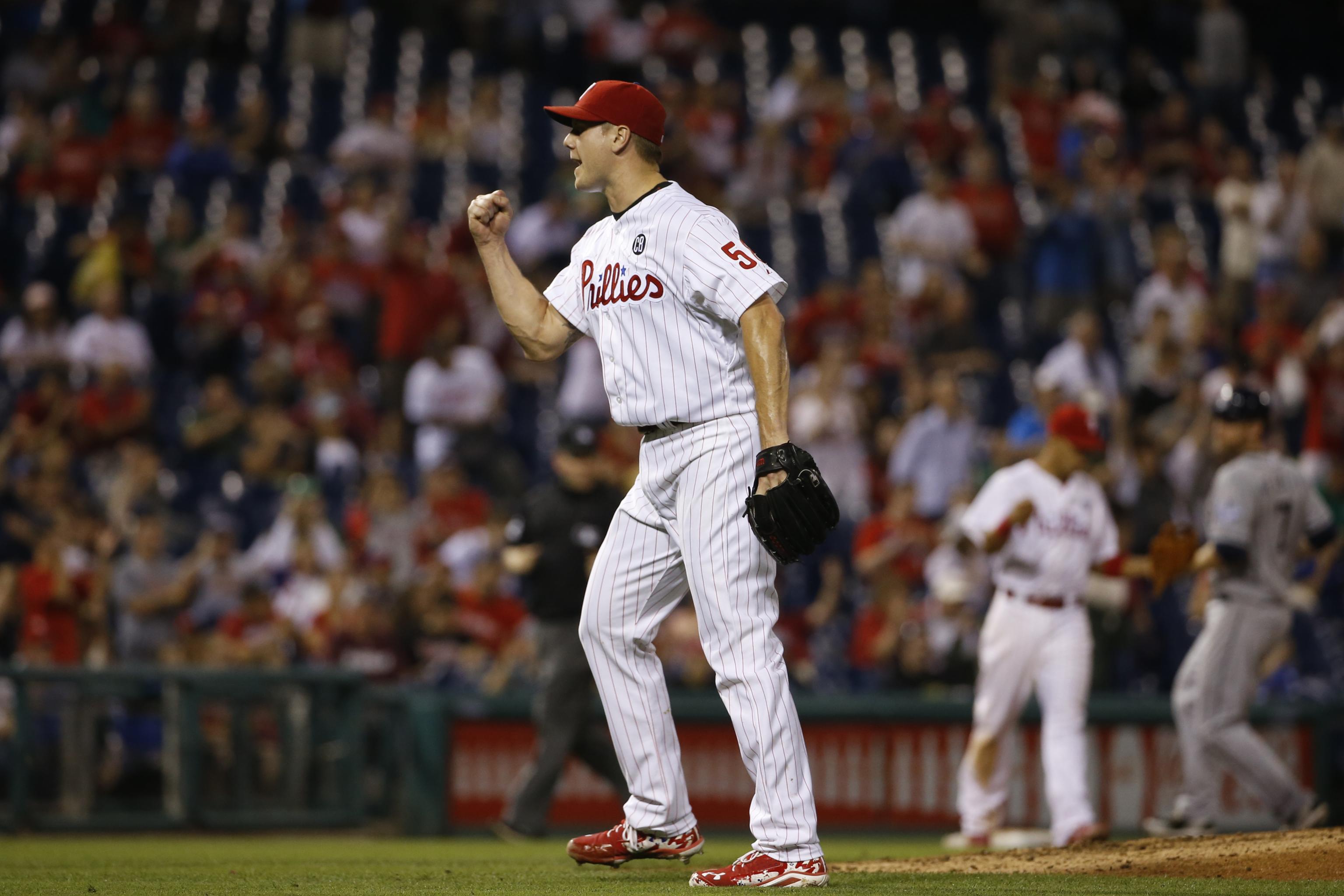 Papelbon records 100th career save