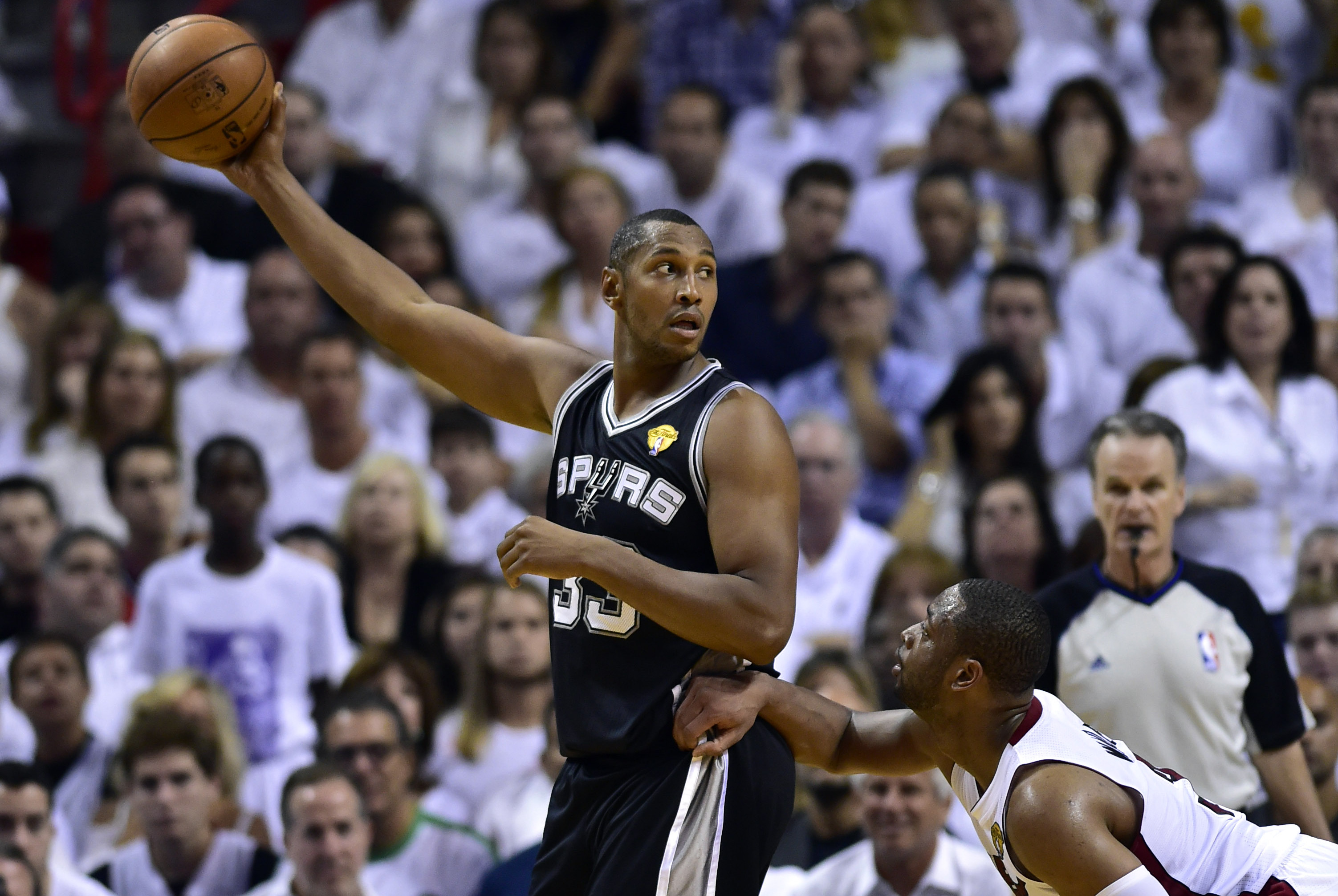 Diaw provided Spurs with an extra kick