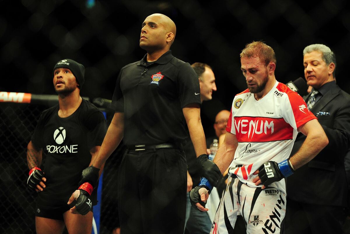 UFC 174: Video Highlights of the Main Event Between ...