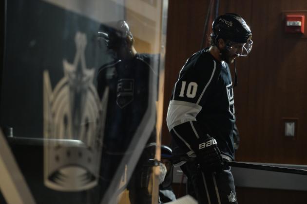 LOS ANGELES, CA - MAY 24:  Mike Richards #10 of the Los Angeles Kings makes his way out of the locker room to take on the Chicago Blackhawks in Game Three of the Third Round of the 2014 Stanley Cup Playoffs at Staples Center on May 24, 2014 in Los Angeles, California. (Photo by Andrew D. Bernstein/NHLI via Getty Images)