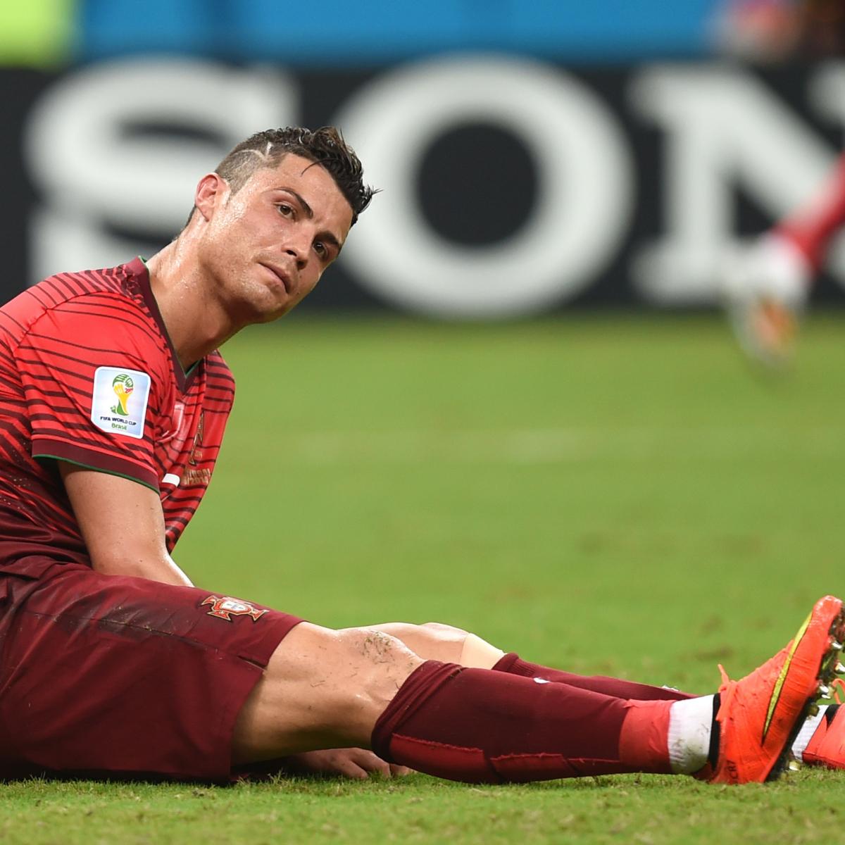 World Cup 2014: Cristiano Ronaldo tries American football but