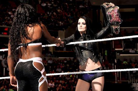 Paige Vs Naomi Results Winner And Post Match Reaction