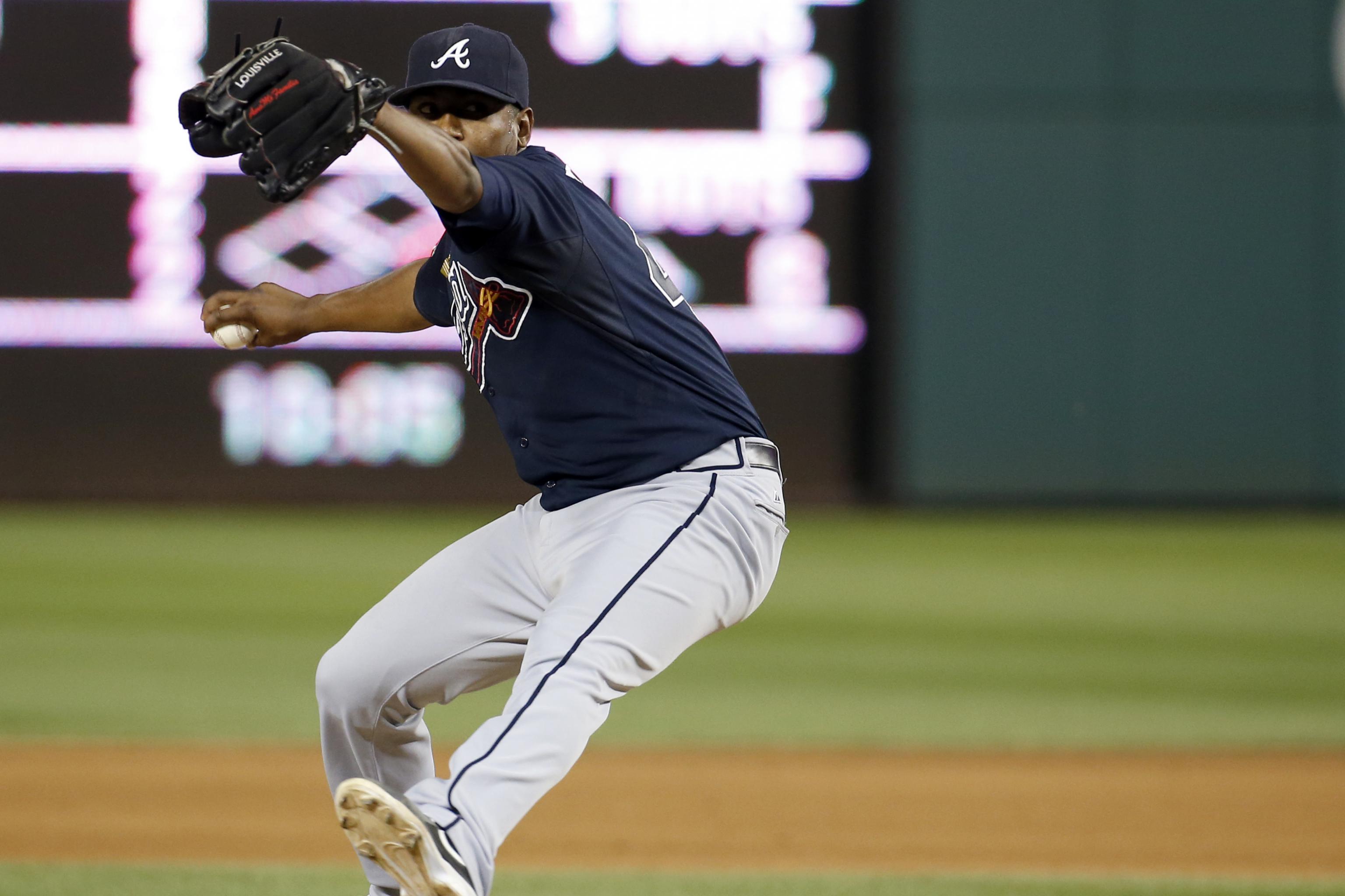 Andrelton Simmons helps Atlanta Braves edge Washington Nationals 