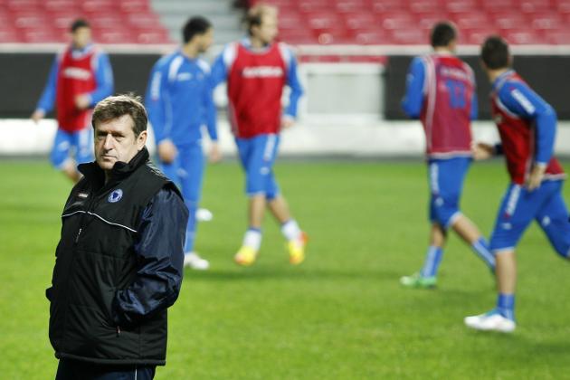 Bosnia's soccer team coach Safet Susic attends a training session Monday, Nov. 14, 2011 at the Luz stadium in Lisbon. Bosnia will play with Portugal in their second leg Euro 2012 playoff soccer match Tuesday. (AP Photo/ Francisco Seco)