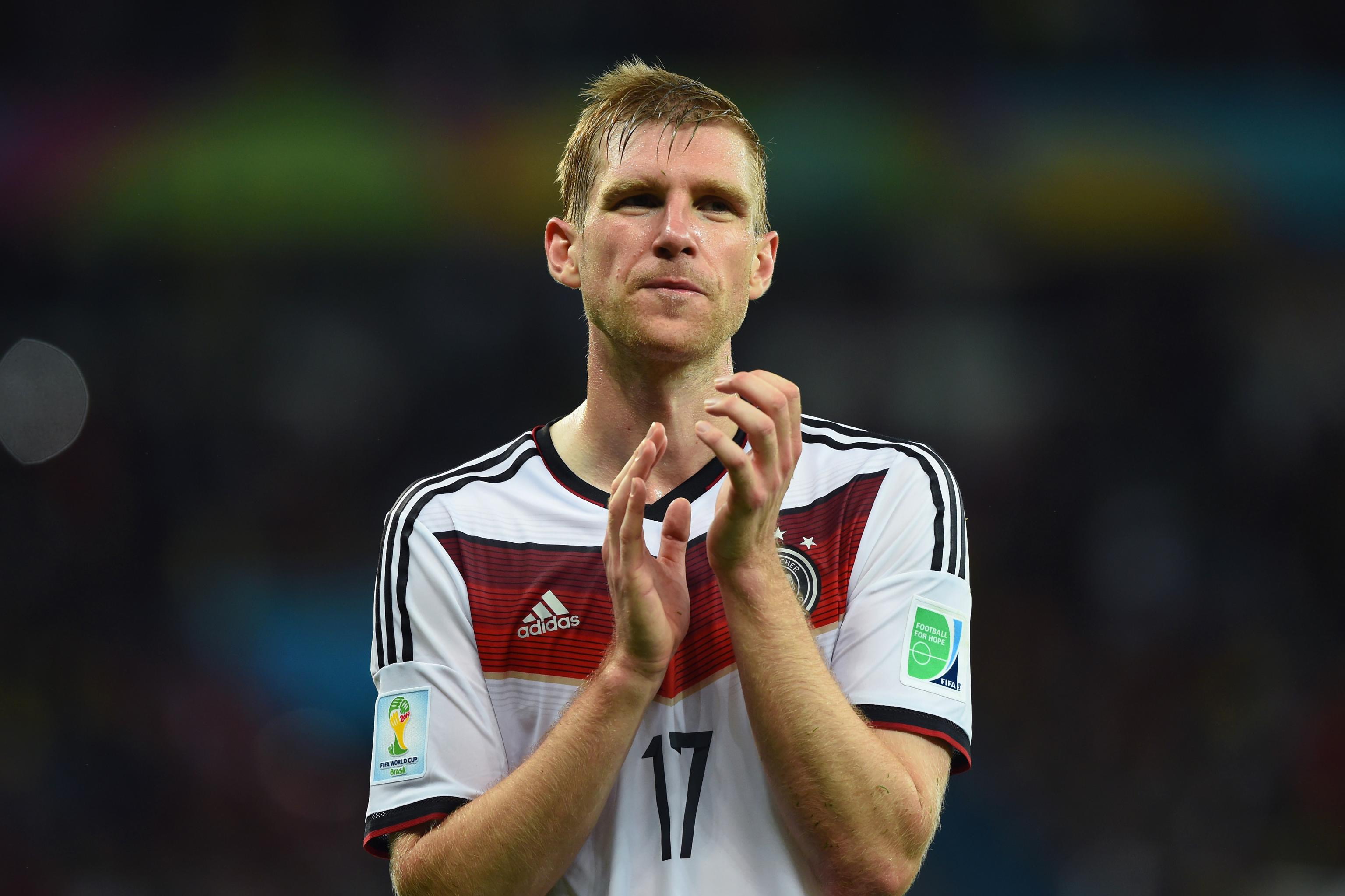 Germany S Per Mertesacker Vs Ice Ice Baby By Vanilla Ice Bleacher Report Latest News Videos And Highlights