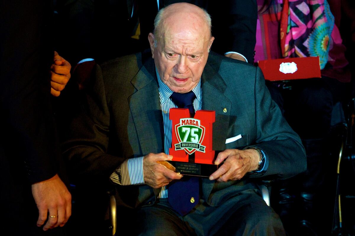 Alfredo Di Stefano Passes Away at Age 88 News, Scores, Highlights
