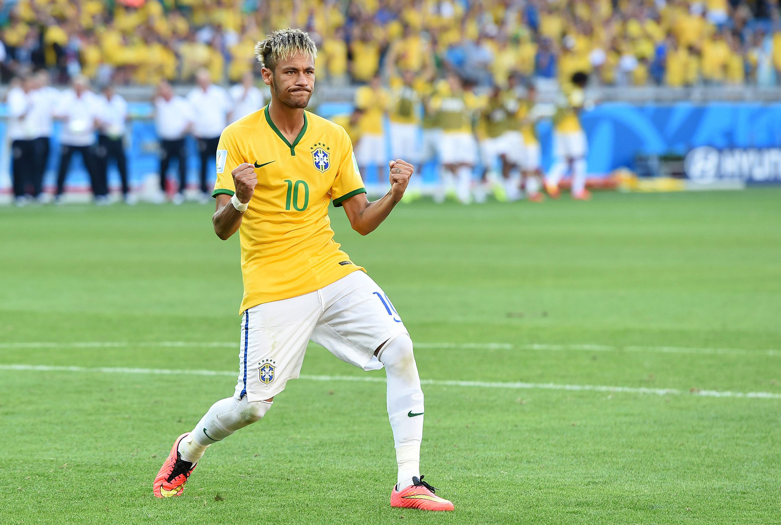 World Cup 2014: Neymar an injury doubt for Brazil's quarter-final