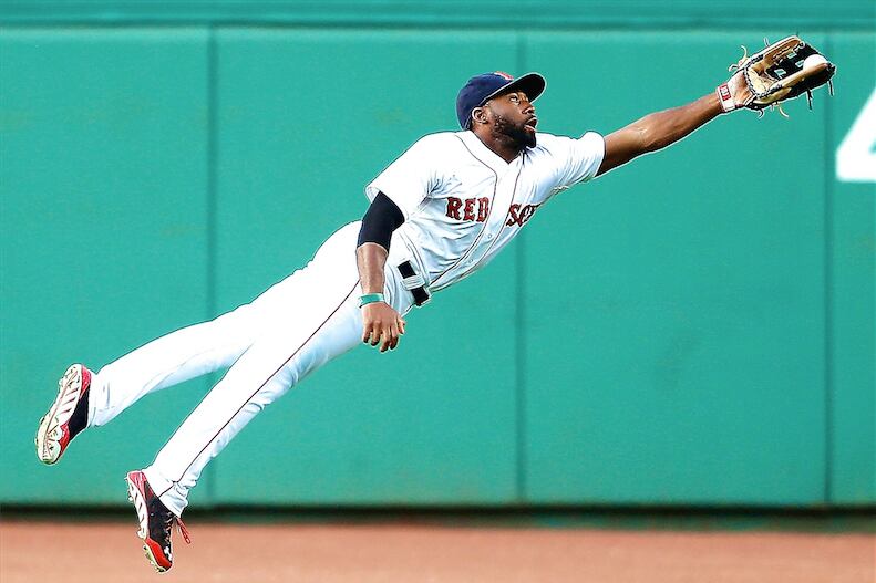 Red Sox Outfielder Jackie Bradley Jr Makes Unfair Diving Catch Bleacher Report Latest News Videos And Highlights