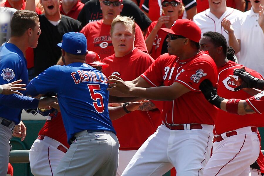 Benches Clear During Reds Cubs With Aroldis Chapman On The Mound Bleacher Report Latest News Videos And Highlights