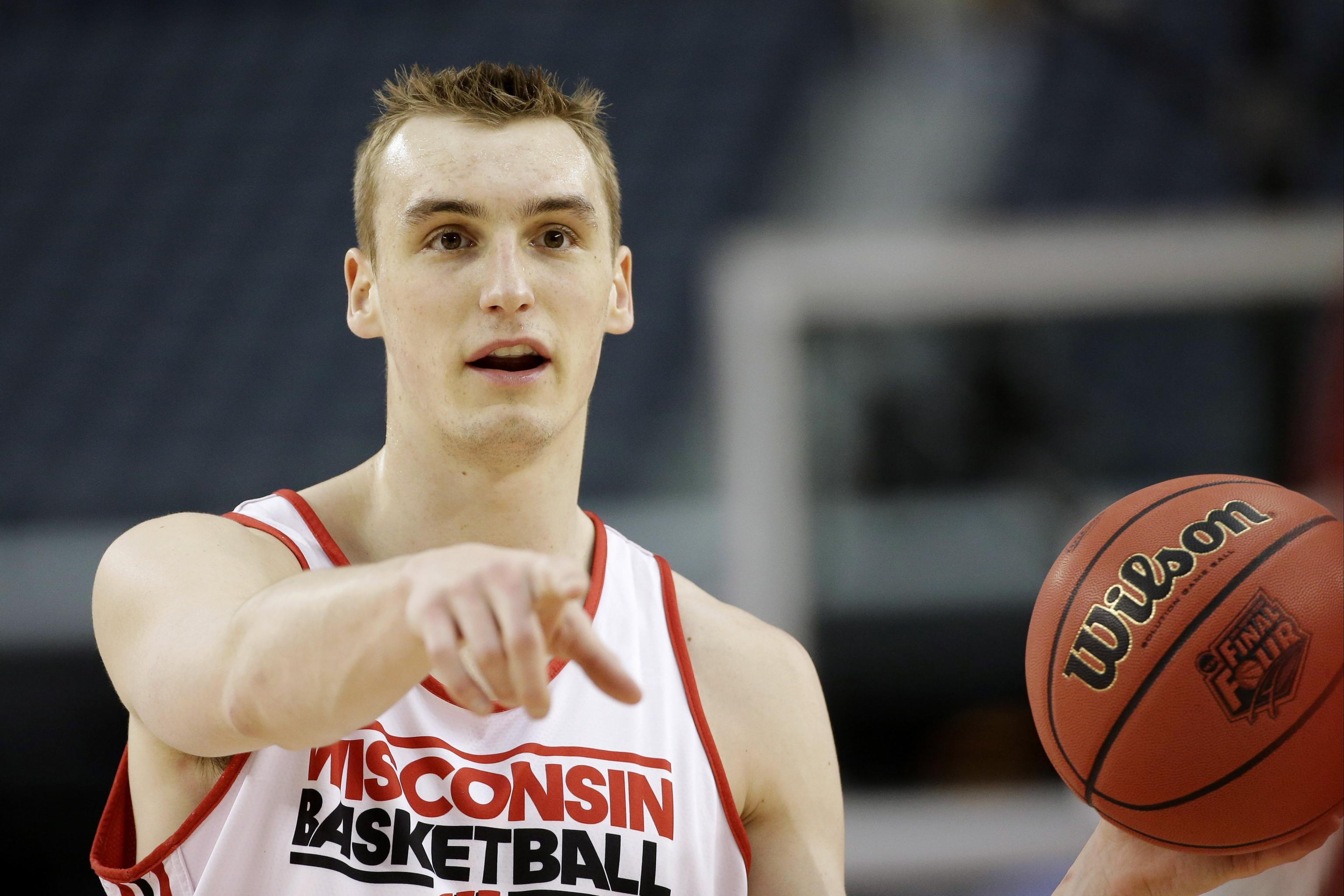 Wisconsin college basketball: Fantasy team could be top 25 squad
