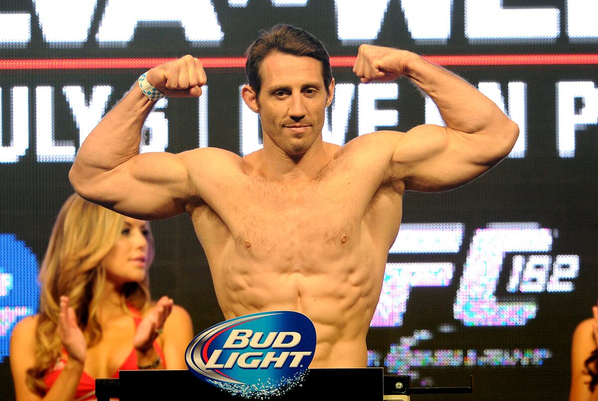 Yoel Romero vs Tim Kennedy: What Really Happened During Stoolgate