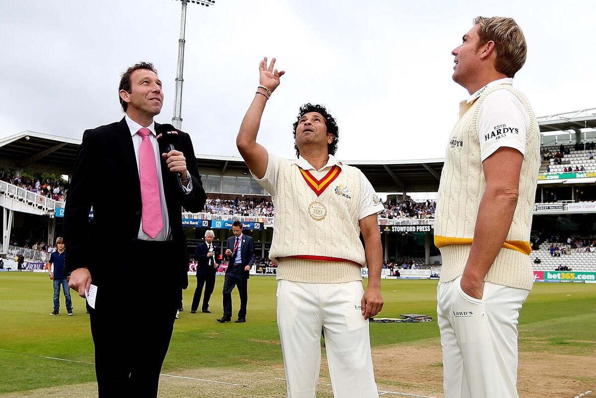 Warne Vs Tendulkar And 20 Great Cricket Duels And Rivalries Of The Modern Era Bleacher Report Latest News Videos And Highlights While the pacer has had the better of the master blaster in general, there have been occasions when the tables have turned. warne vs tendulkar and 20 great