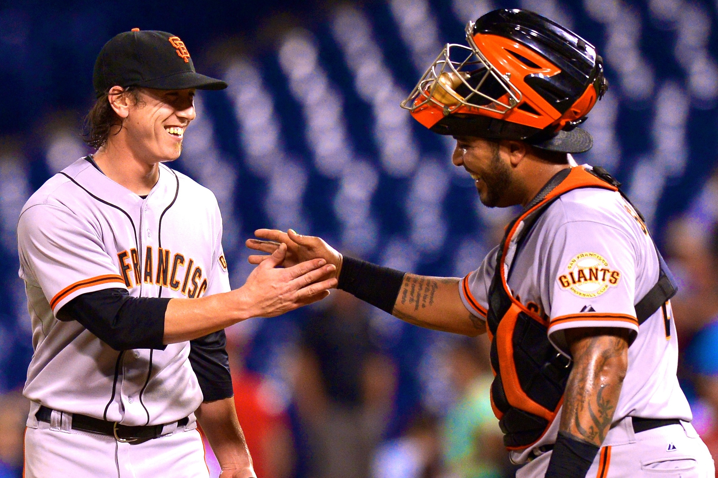 In return to Northwest, ex-Huskies star Tim Lincecum looks sharp