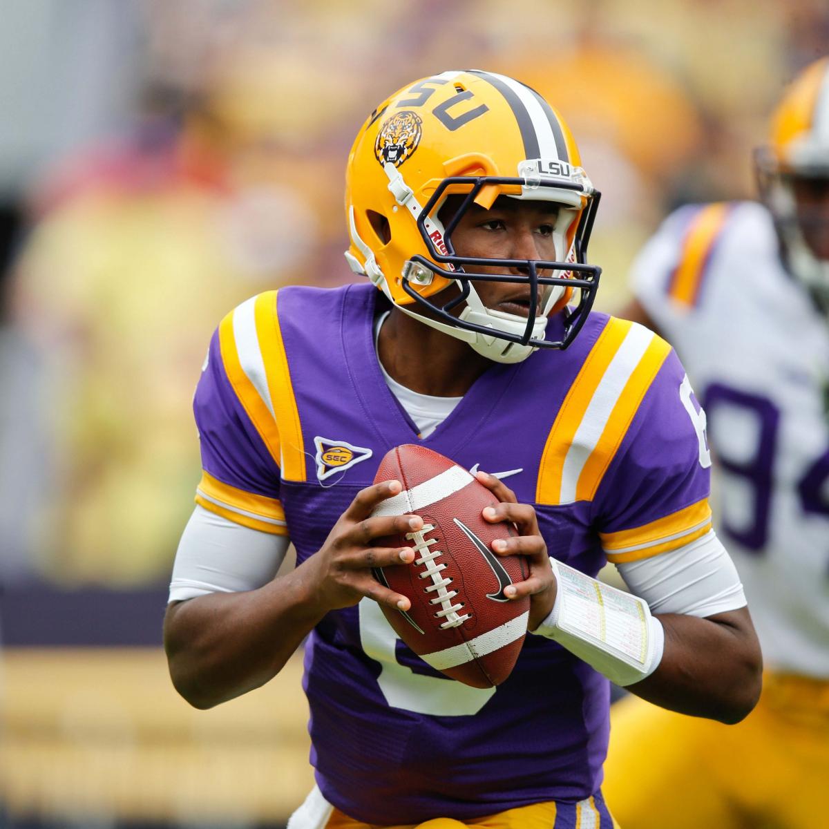 Biggest Storylines Heading into LSU's Fall Camp News, Scores