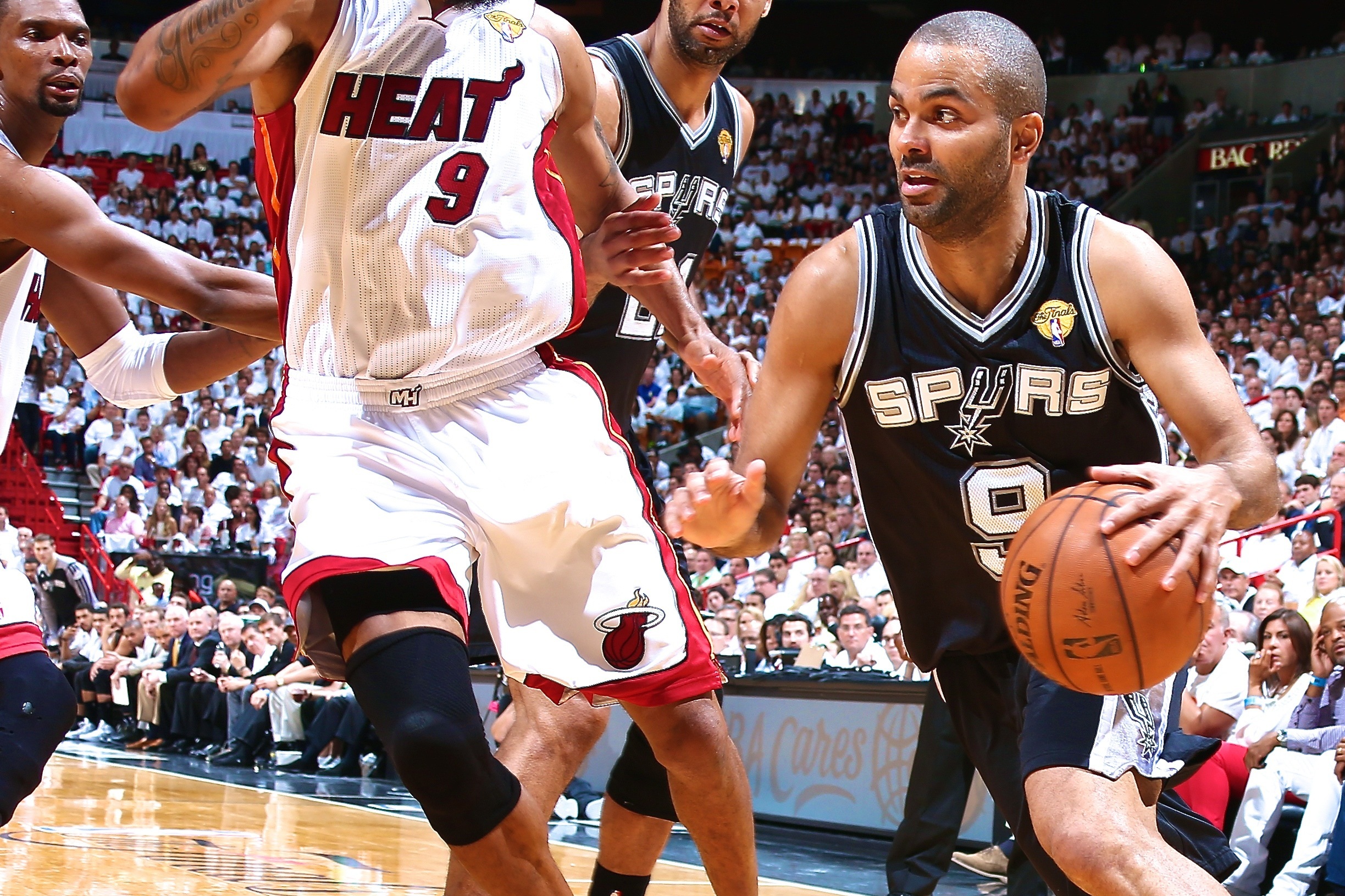 Tony Parker and Spurs agree to multi-year contract extension