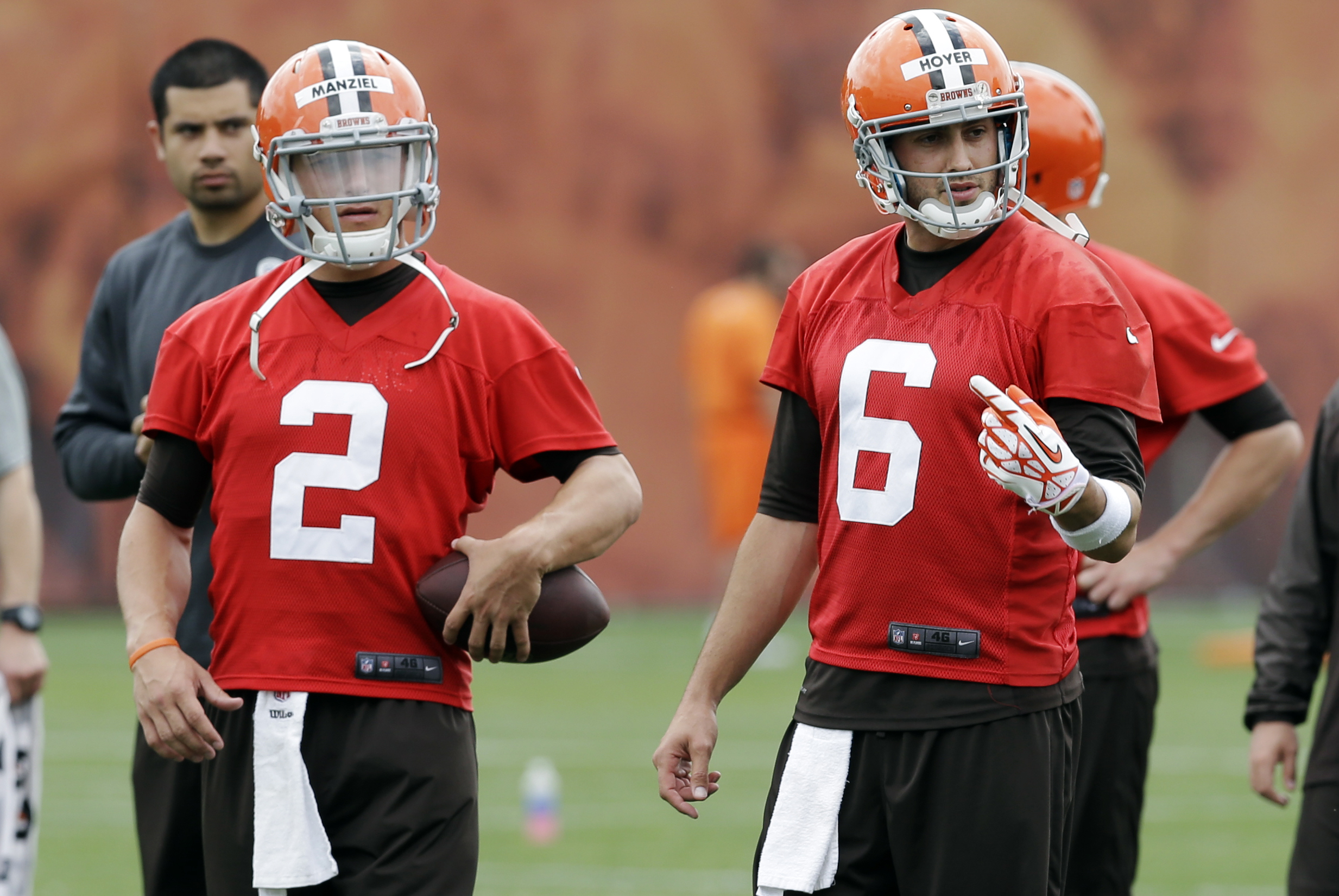 Johnny Manziel trolls Cleveland Browns uniforms