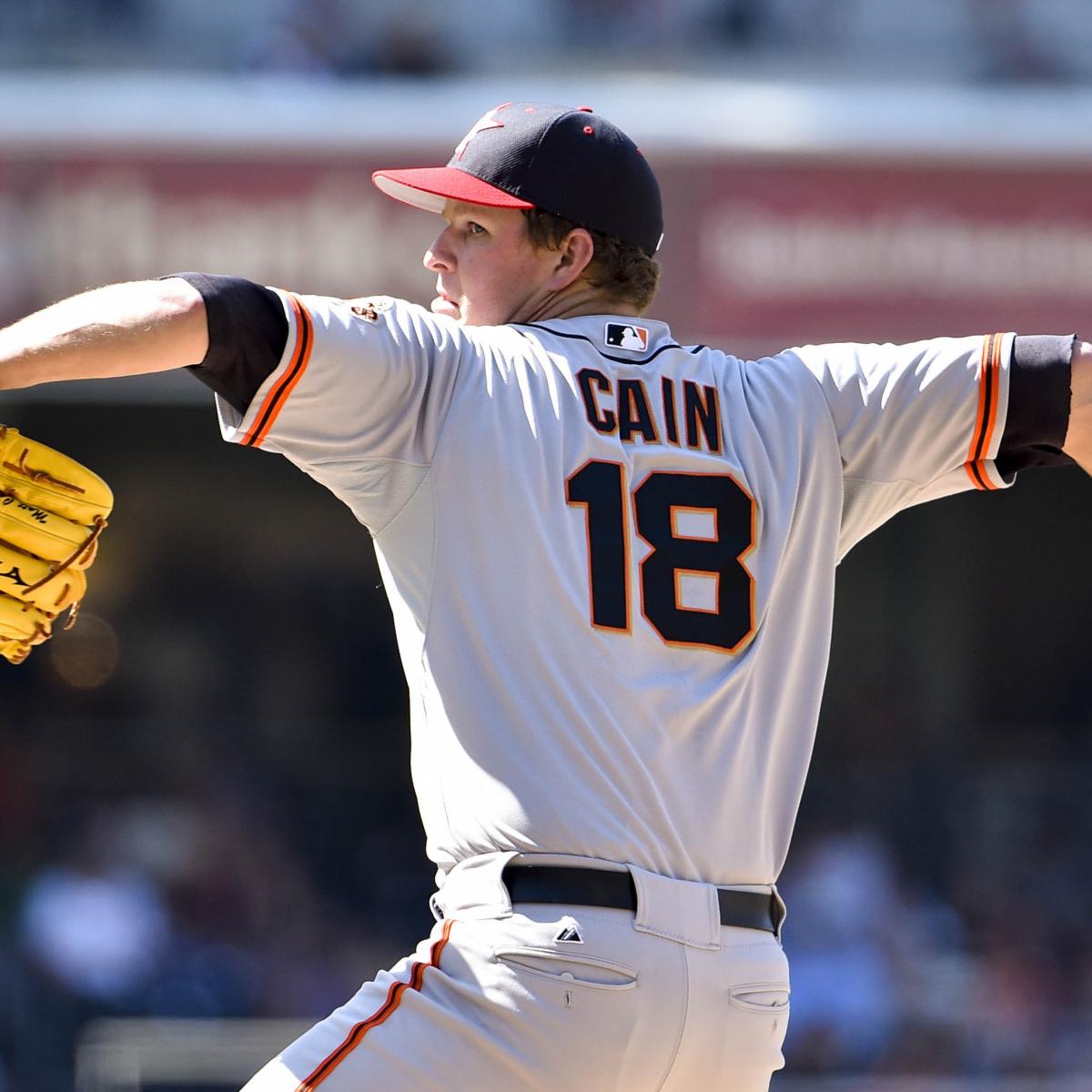 Giants' Matt Cain hit in pitching arm by line drive - Sports Illustrated