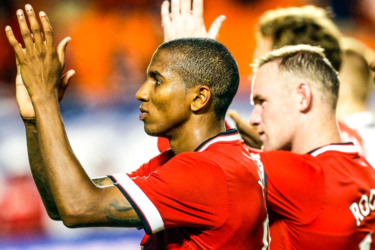 Louis Van Gaal Young - Louis Van Gaal Dismisses Manchester City's £200