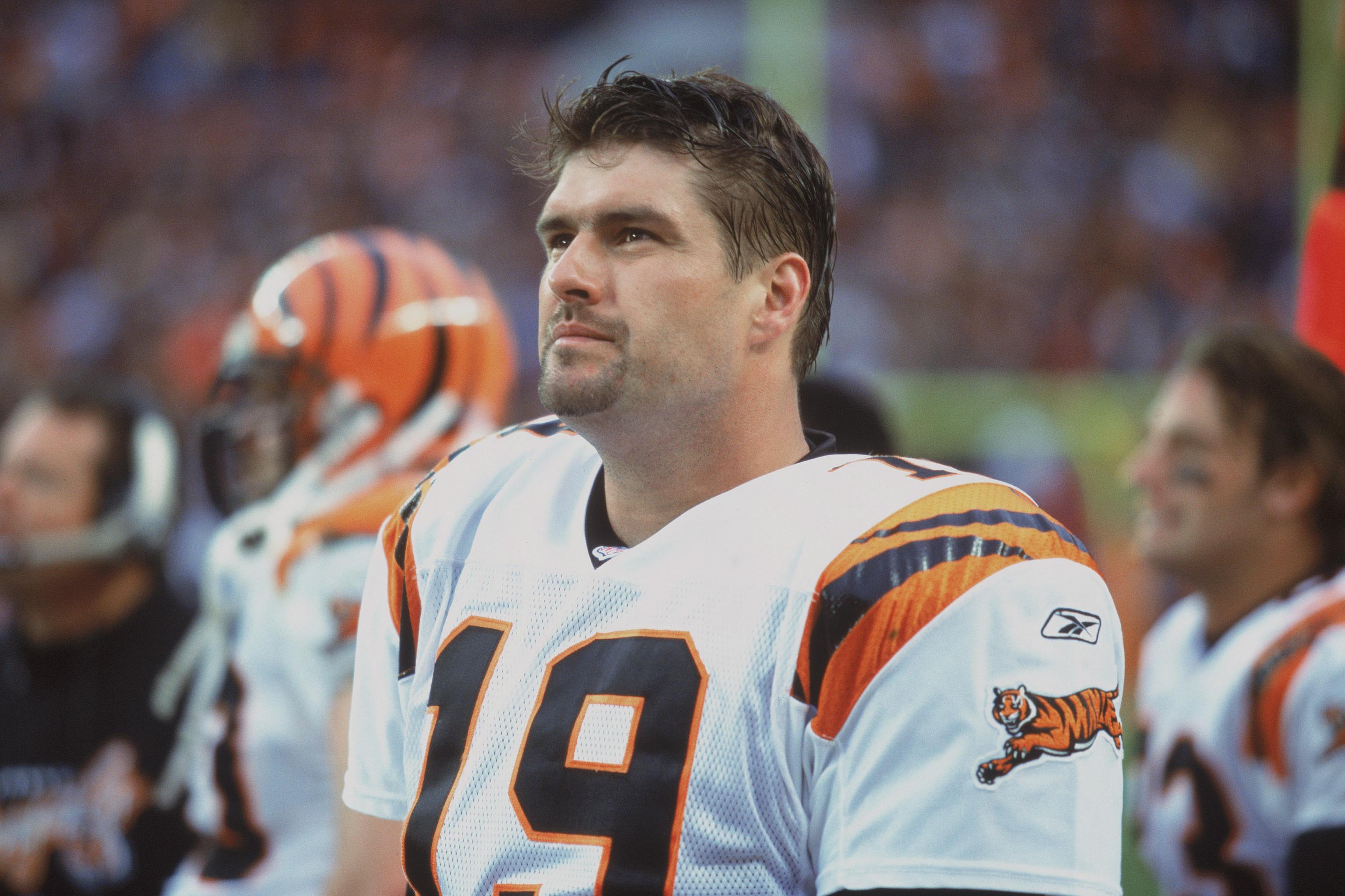 Scott Mitchell of the Miami Dolphins looks on before a NFL football News  Photo - Getty Images