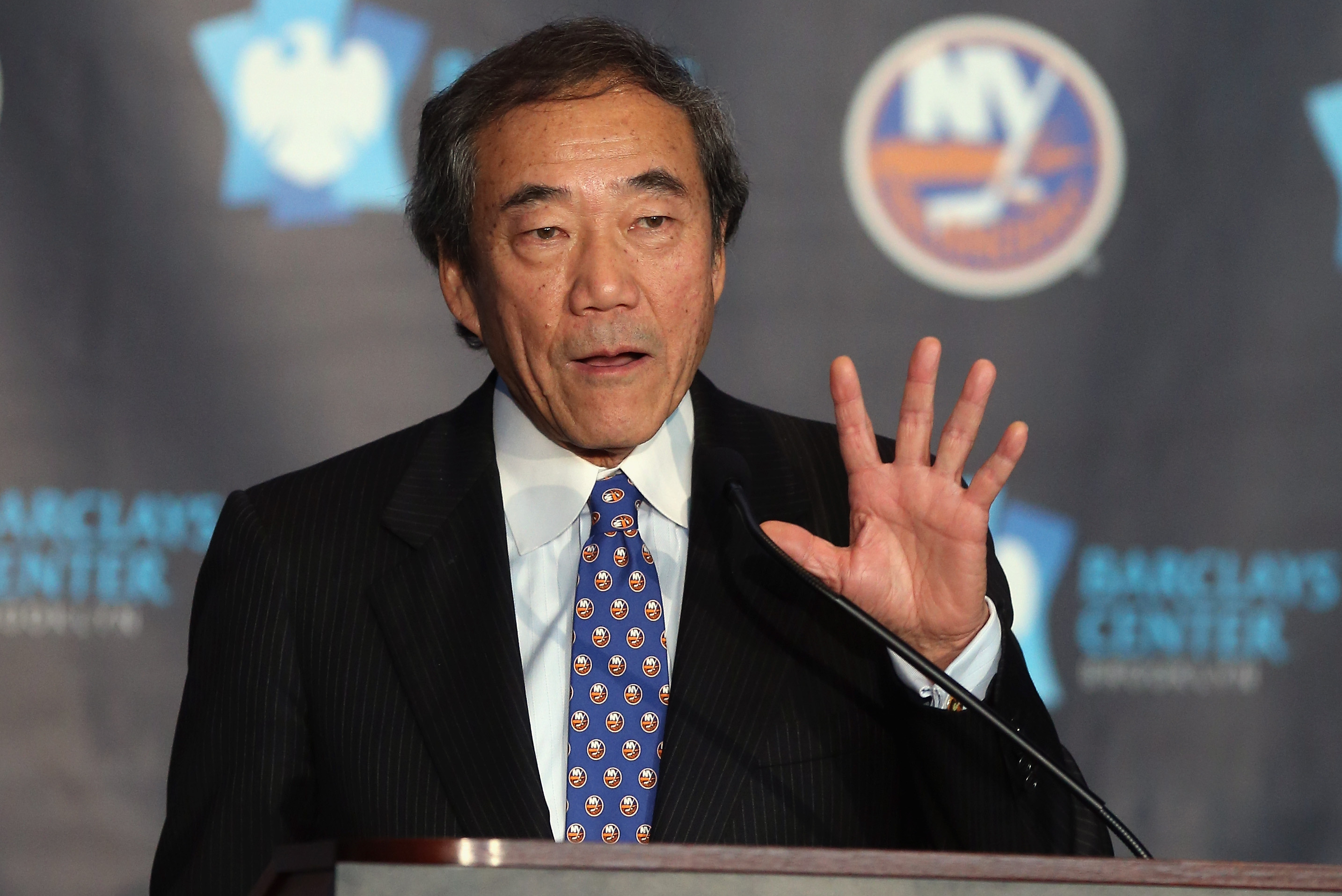 Charles Wang Agrees to Sell Islanders to Group of Investors - WSJ