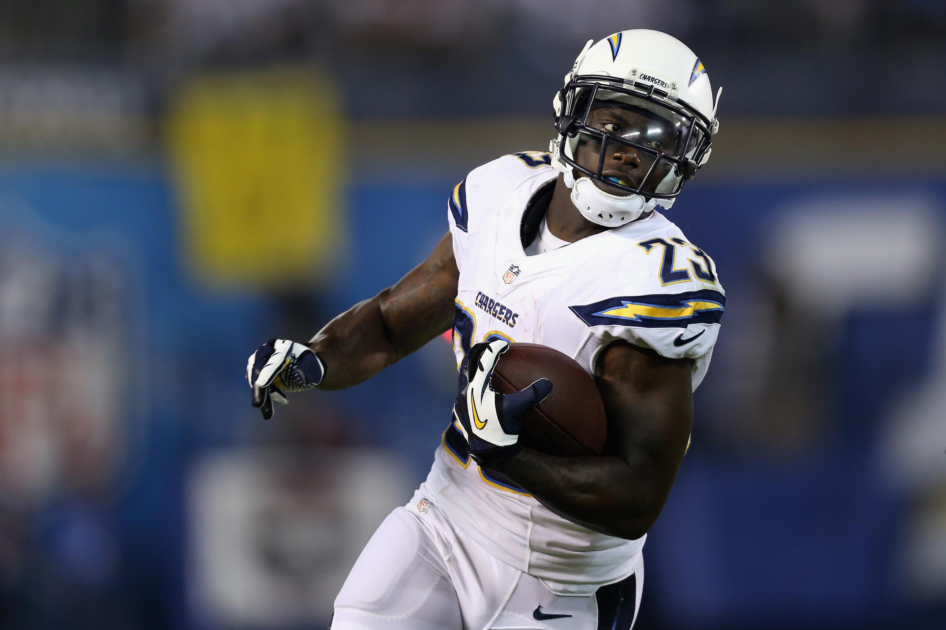 Chargers sign RB Ronnie Brown to one-year deal 