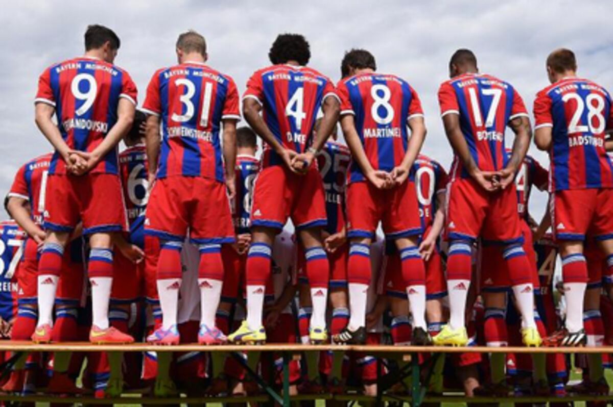 Bayern Munich's Jerome Boateng, Dante Pulled Shirts to ...