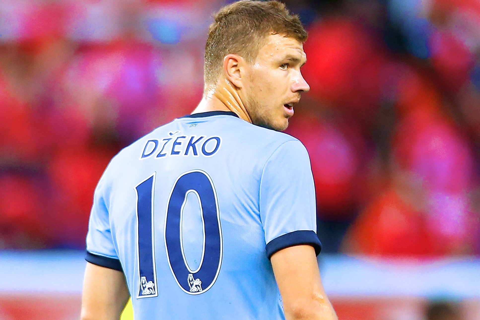 Edin Dzeko and Manchester City Agree on New 4-Year Contract