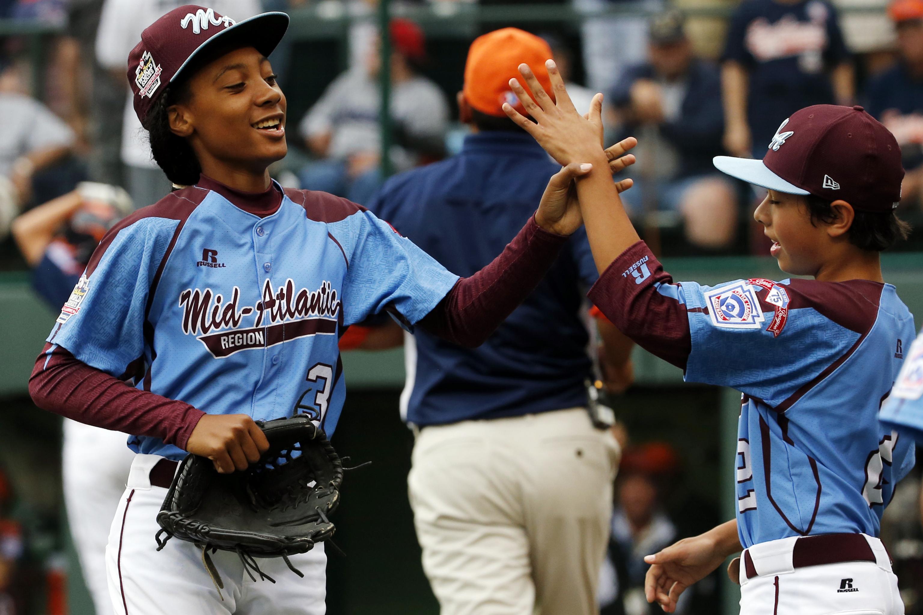 Mo'Ne Davis highlights, Little League World Series Day 4, Philadelphia, Pa  vs Pearland, Tx 8/17/14 