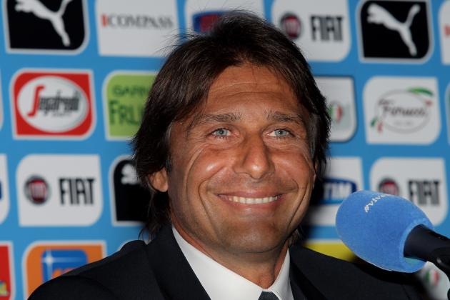 ROME, ITALY - AUGUST 19: New signing head coach of Italy Antonio Conte attends a press conference on August 19, 2014 in Rome, Italy. (Photo by Paolo Bruno/Getty Images)
