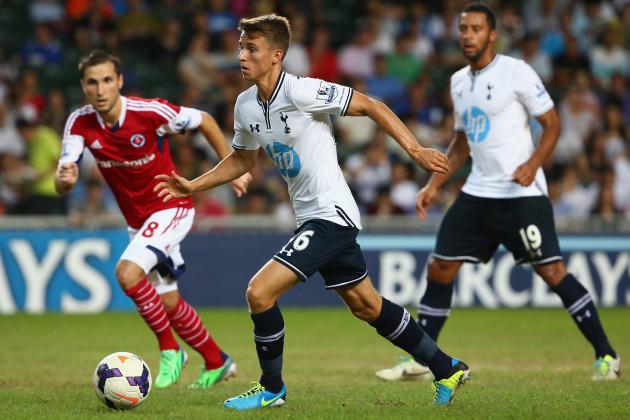 SO KON PO, HONG KONG - JULY 27: Tom Carroll of Tottenhan Hotspur runs with the ball during the Third Place Play-Off match between Tottenham Hotspur and South China at Hong Kong Stadium on July 27, 2013 in So Kon Po, Hong Kong.  (Photo by Robert Cianflone/Getty Images)