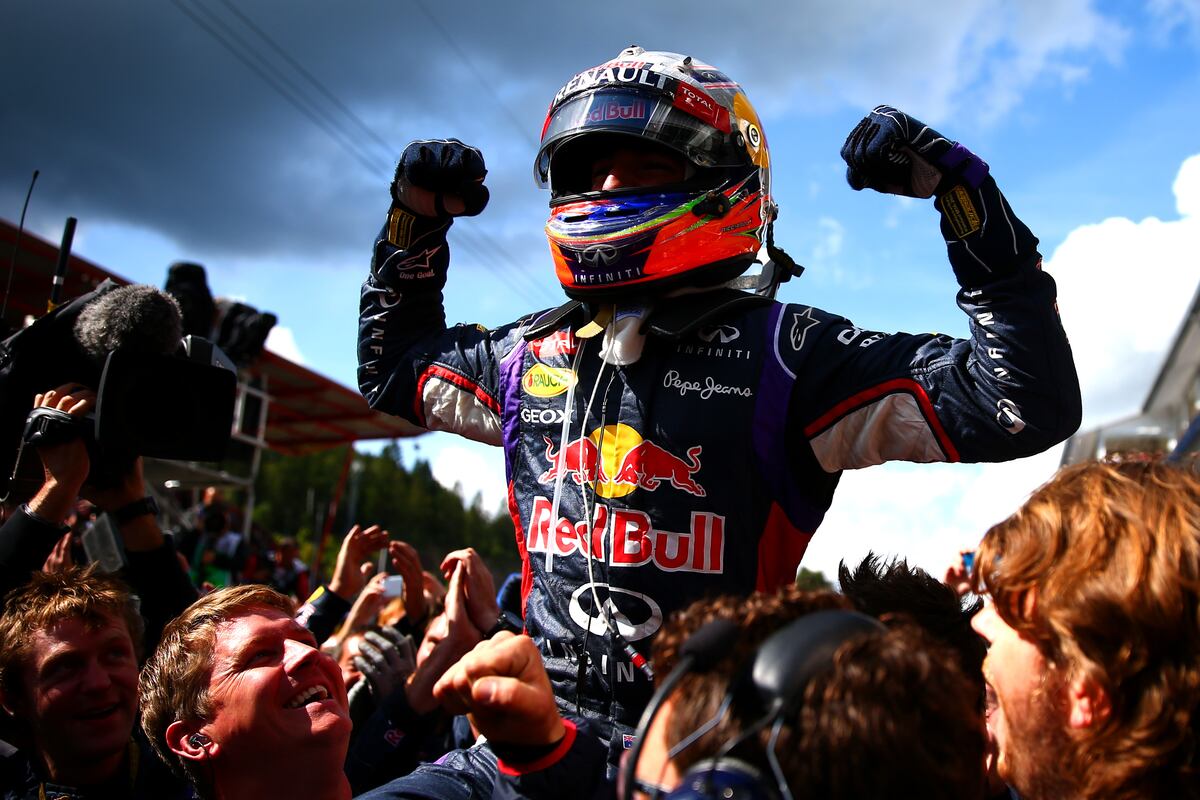 Daniel Ricciardo Can Turn 2014 F1 Season into 3-Way Title ...