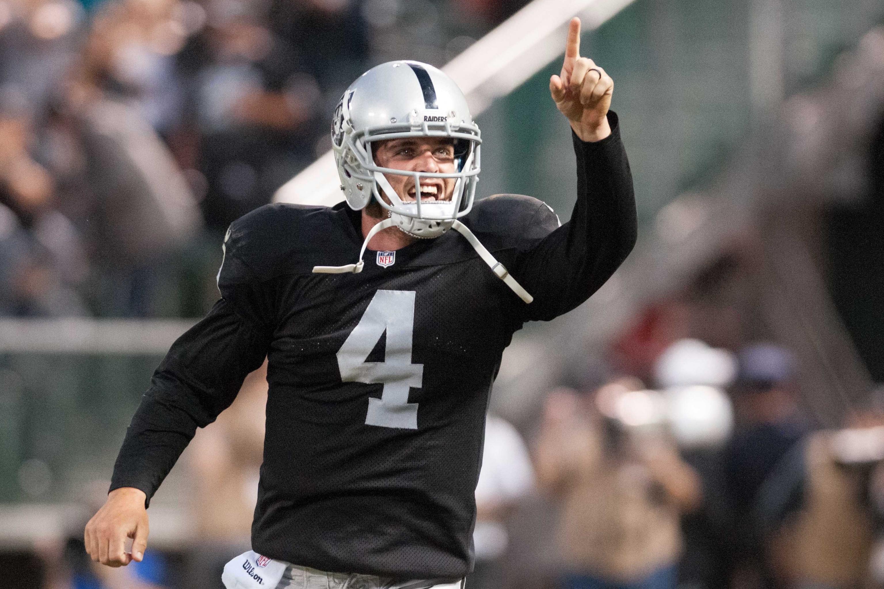 Reacting to the New York Jets 'GASLIGHTING' Derek Carr!? 