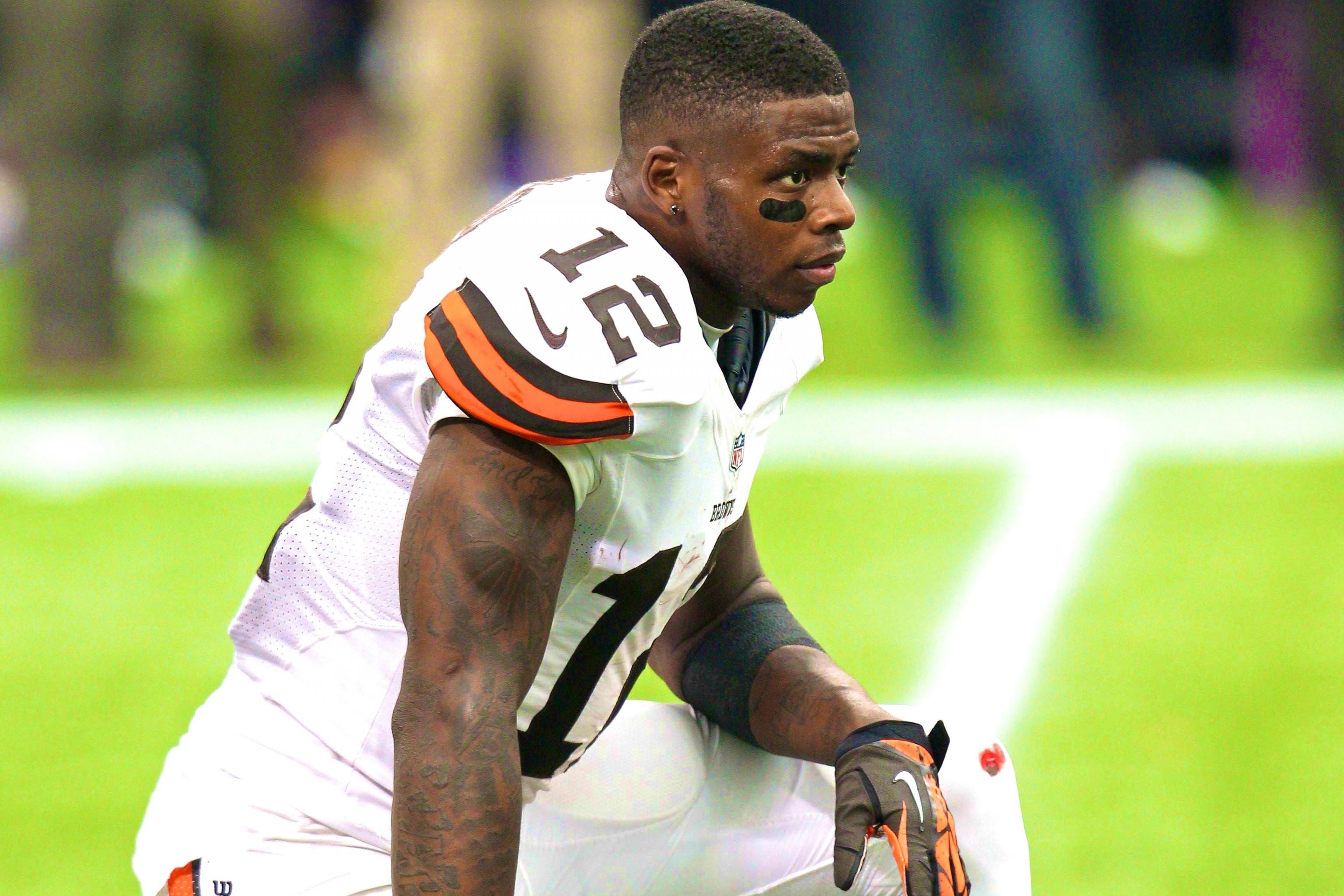 CFL rules don't allow suspended Browns WR Josh Gordon to play in Canada