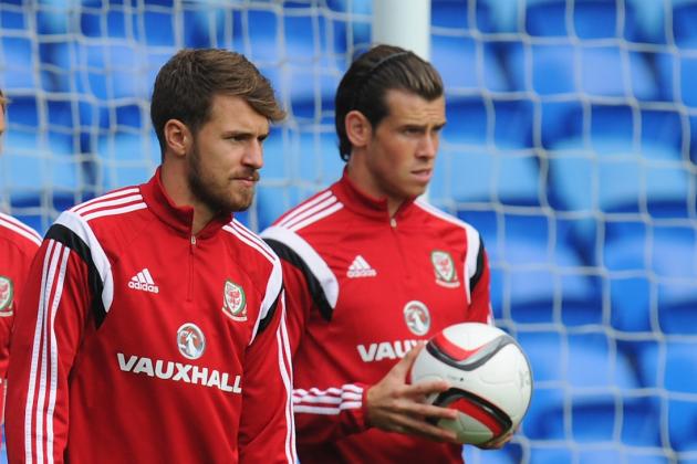 CARDIFF, WALES - SEPTEMBER 03:  Wales players Simon Church (l) Aaron Ramsey (c) and Gareth Bale look on during a Wales training session at Cardiff City Stadium on September 3, 2014 in Cardiff, Wales.  (Photo by Stu Forster/Getty Images)