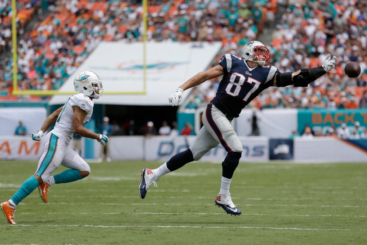 New england patriots vs miami dolphins twitter reaction and postgame