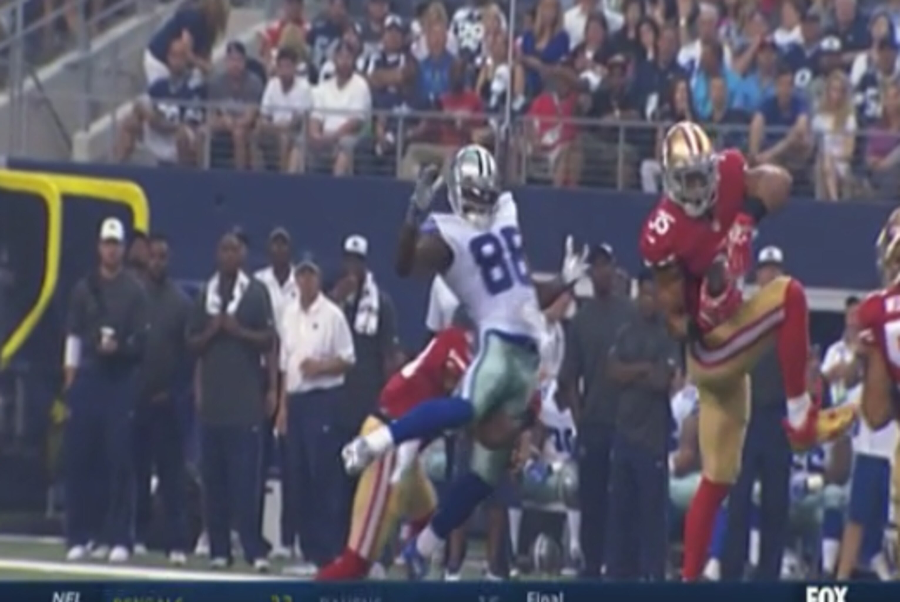 Dez Bryant Takes Vicious Hit From 49ers Safety Antoine Bethea Bleacher Report Latest News Videos And Highlights