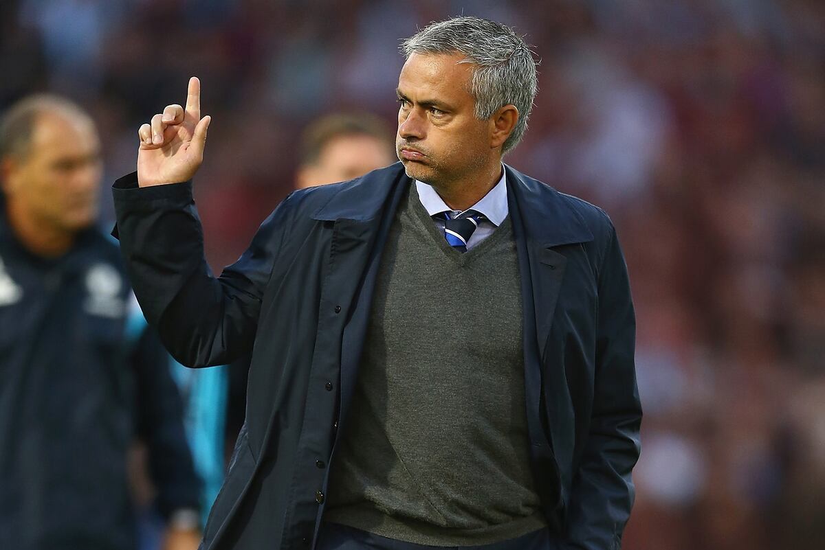 Ranking Chelsea s Biggest Challengers For The 2014 15 Premier League
