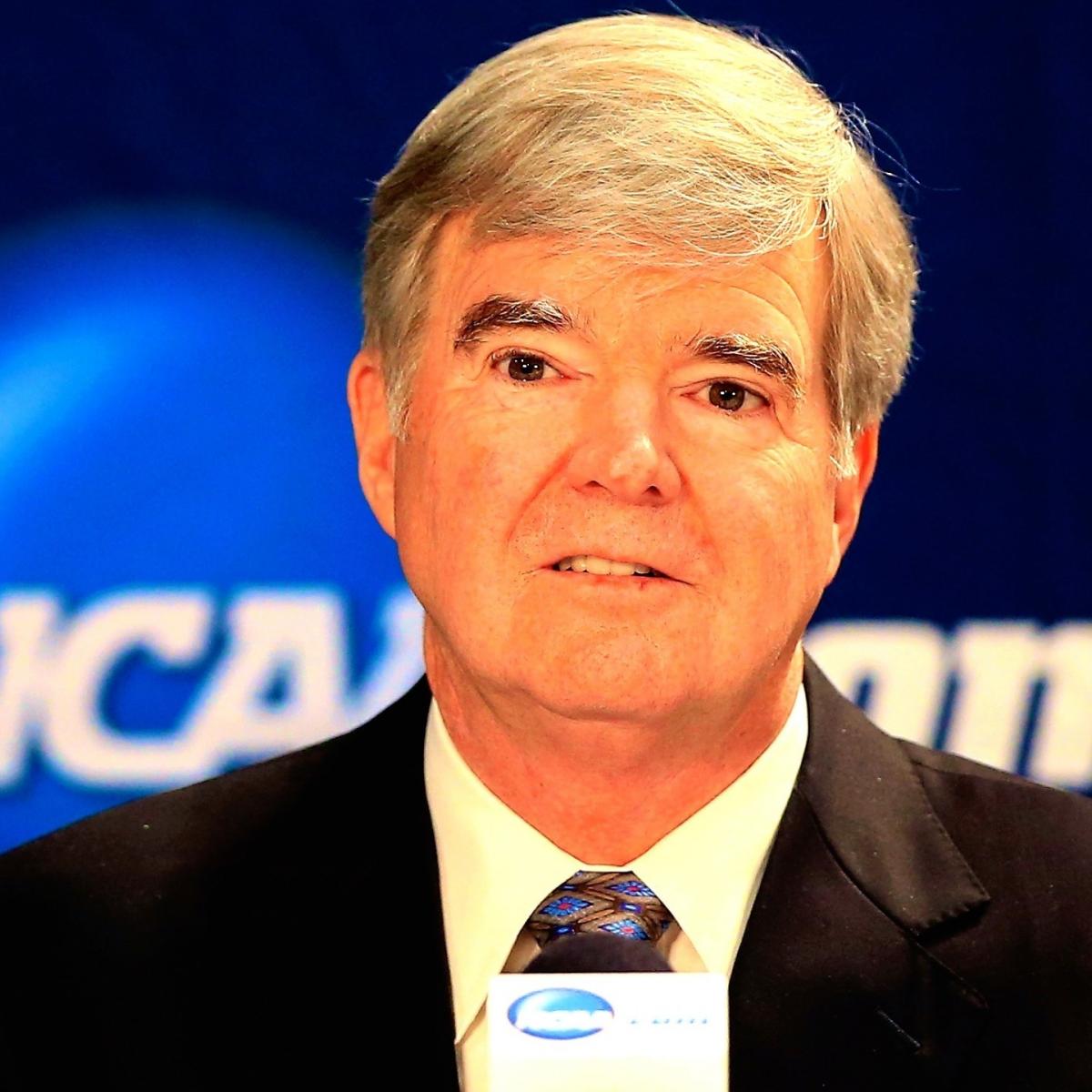ncaa-announces-immediate-end-of-penn-state-s-bowl-ban-scholarship