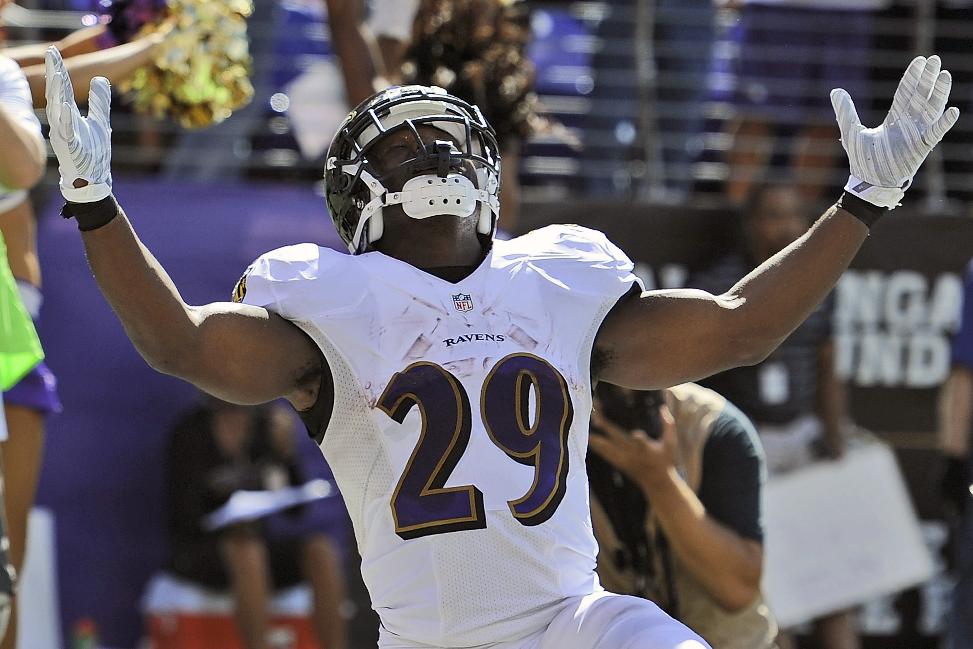 Justin Forsett Should Be Waiver Wire Priority For Fantasy Owners In Week 2 Bleacher Report Latest News Videos And Highlights