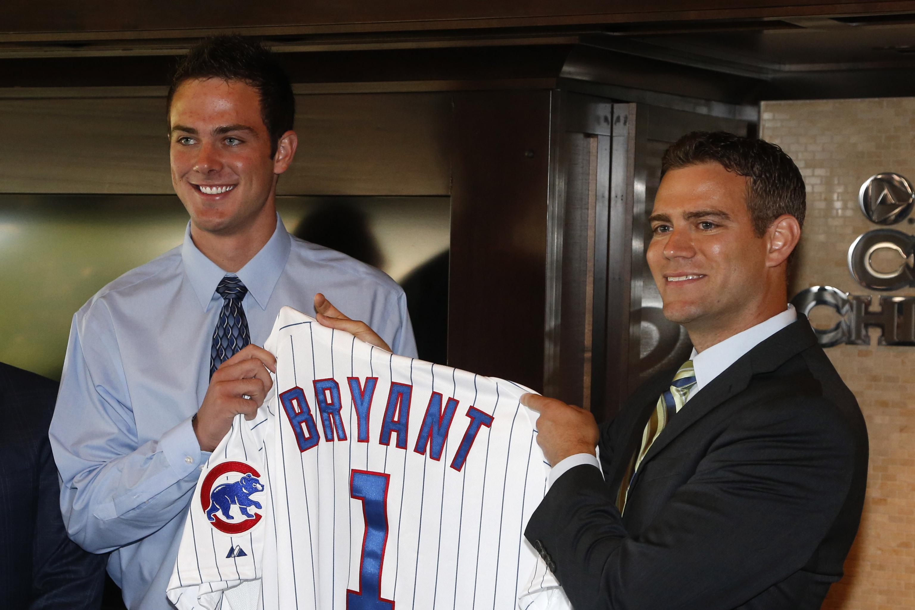 Bleacher Report on X: BREAKING: Kris Bryant is heading to the Bay