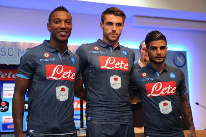 En contra seré fuerte Rebotar Napoli Unveil Denim Away Kit for 2014/15 Serie A Season | News, Scores,  Highlights, Stats, and Rumors | Bleacher Report
